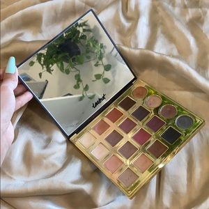 Tarte tartiest pro eyeshadow palette
